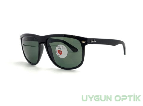 Ray-Ban