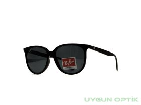 Ray-Ban